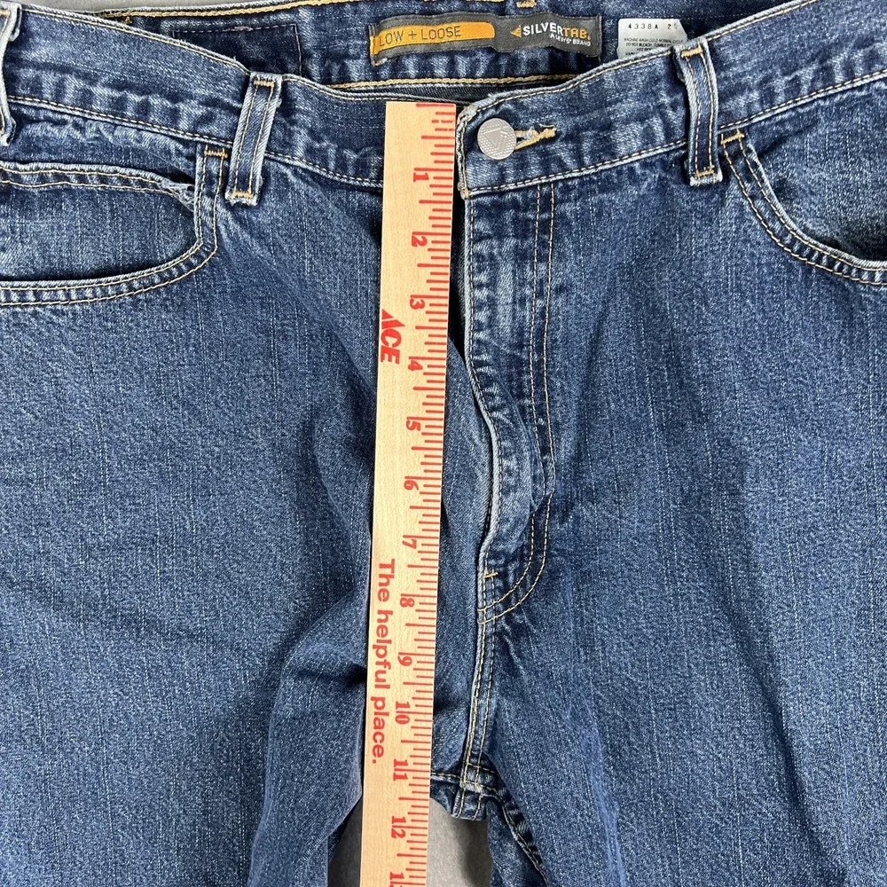 VTG Levis Silver Tab Jeans Fit 35x29 Low and Loose Fit‎ 2000s Y2K Skate Baggy